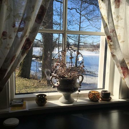 Travad Nybo Lilla Huset Hotel Buitenkant foto