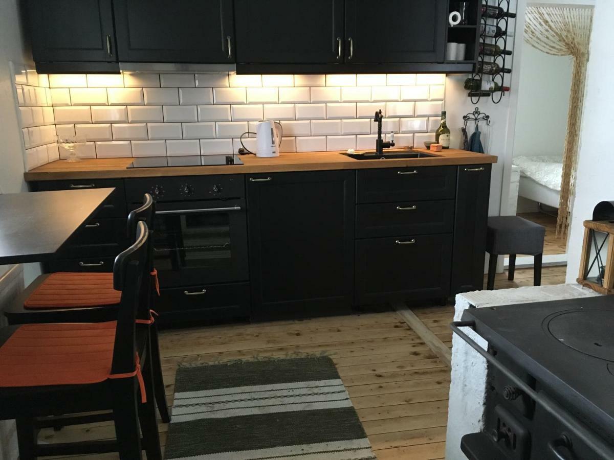 Travad Nybo Lilla Huset Hotel Buitenkant foto