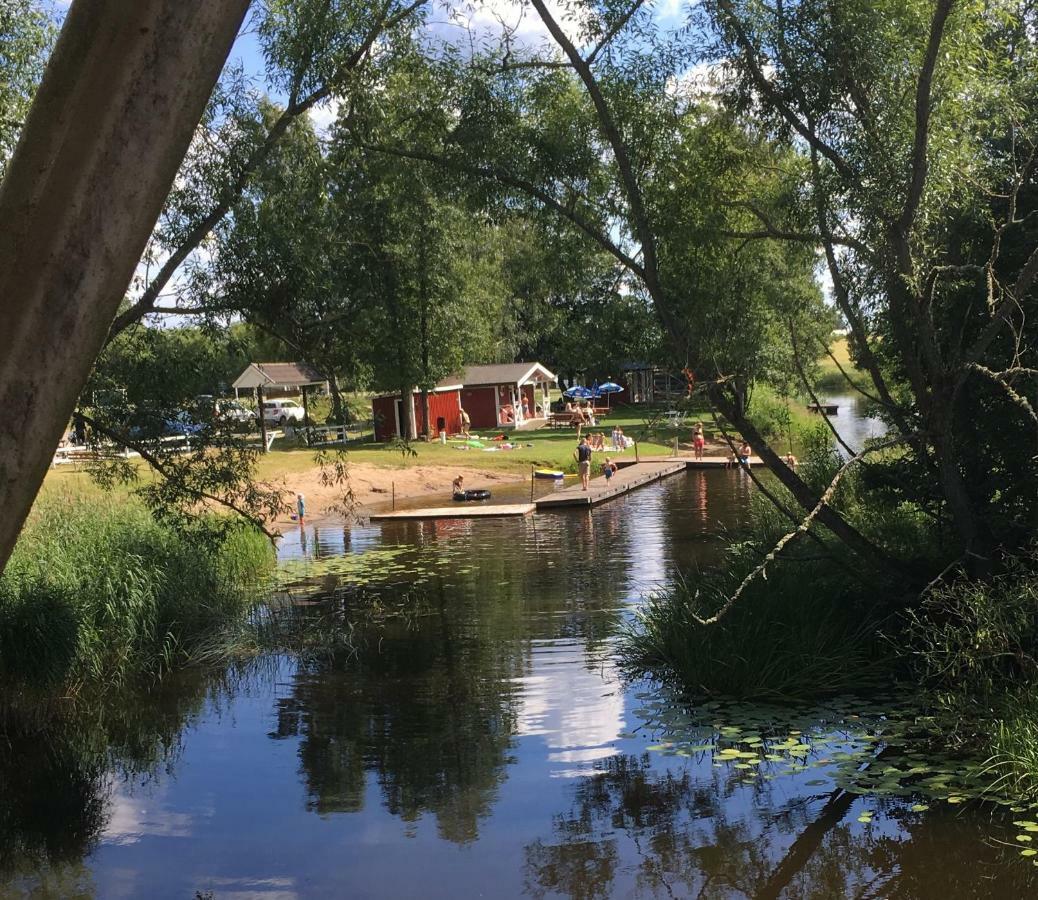 Travad Nybo Lilla Huset Hotel Buitenkant foto